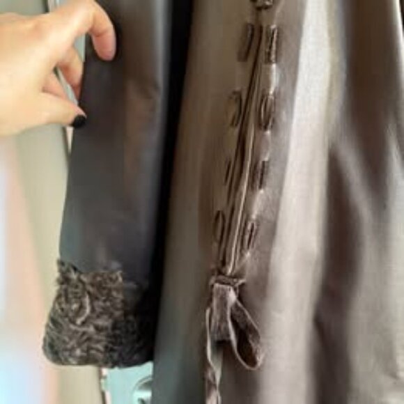 Élégant manteau vintage réversible – fourrure karakul & cuir chocolat - Picture 7 of 10
